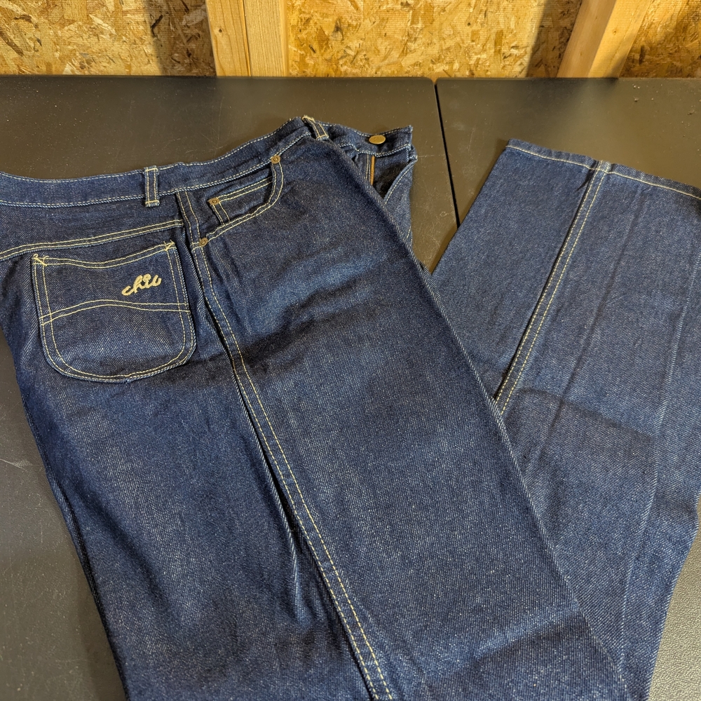 Chic Women's Dark Blue Boot Cut Jeans